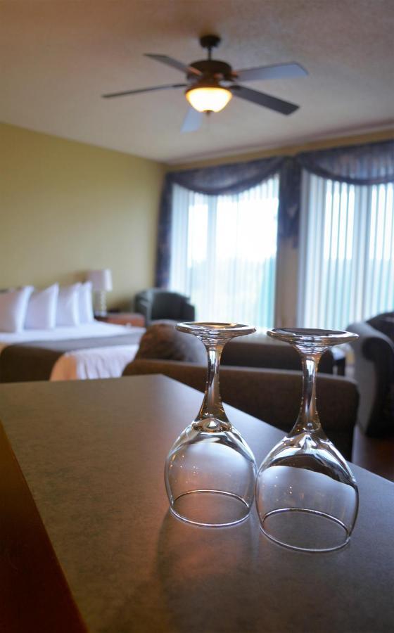 Motel Quatre Saisons Forestville Extérieur photo