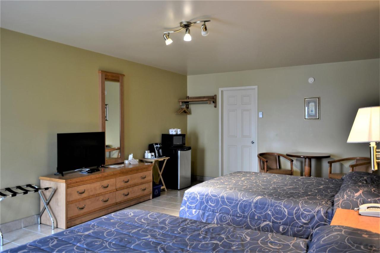 Motel Quatre Saisons Forestville Extérieur photo
